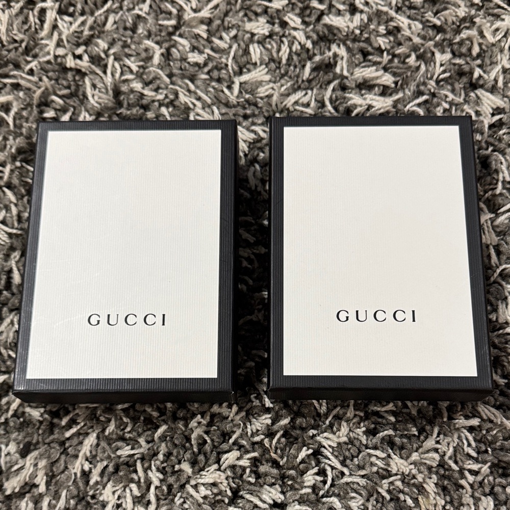 Gucci Elegant Black and White Box Duo